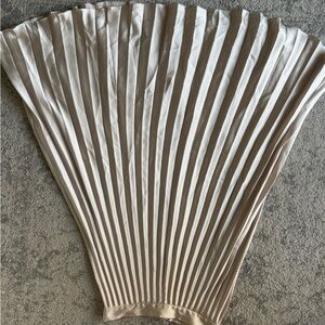 Elegant Cream Pleated Skirt